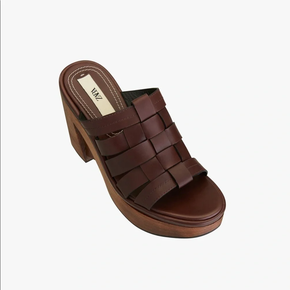 NWT. Zara Brown Unique Leather and Wood Strappy Sandals. Size 9. - Picture 6 of 7